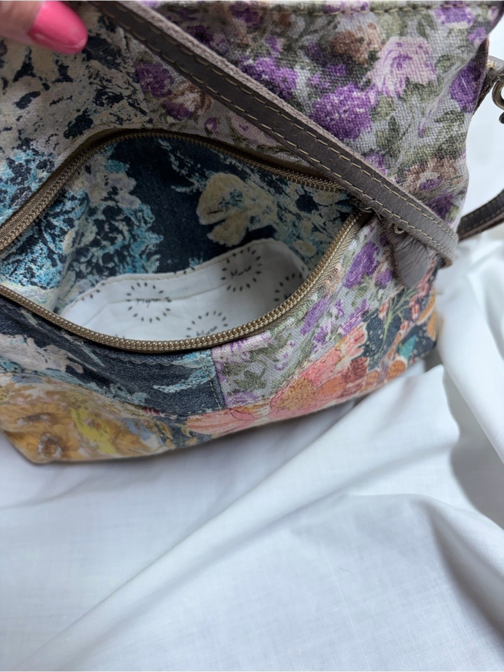 MYRA Crossbody Bag Leather Canvas Le Fleur Floral Patches Hobo Shoulder Purse - Picture 9 of 14